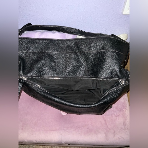 SOLD NINE WEST BLACK LEATHER HANDBAG PRELOVED - Picture 5 of 6